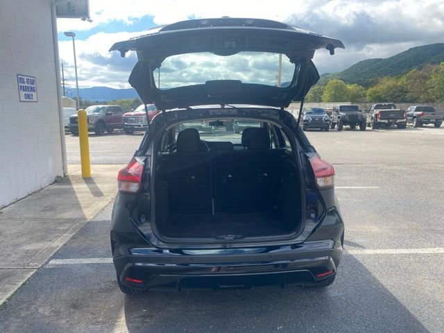 Used 2024 Nissan Kicks SV image 22
