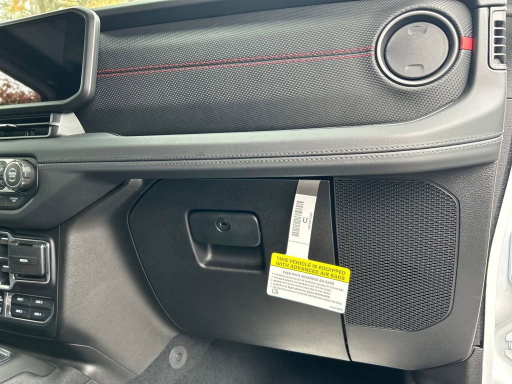 New 2026 Jeep Wrangler Unlimited Rubicon w/ Safety Group image 30