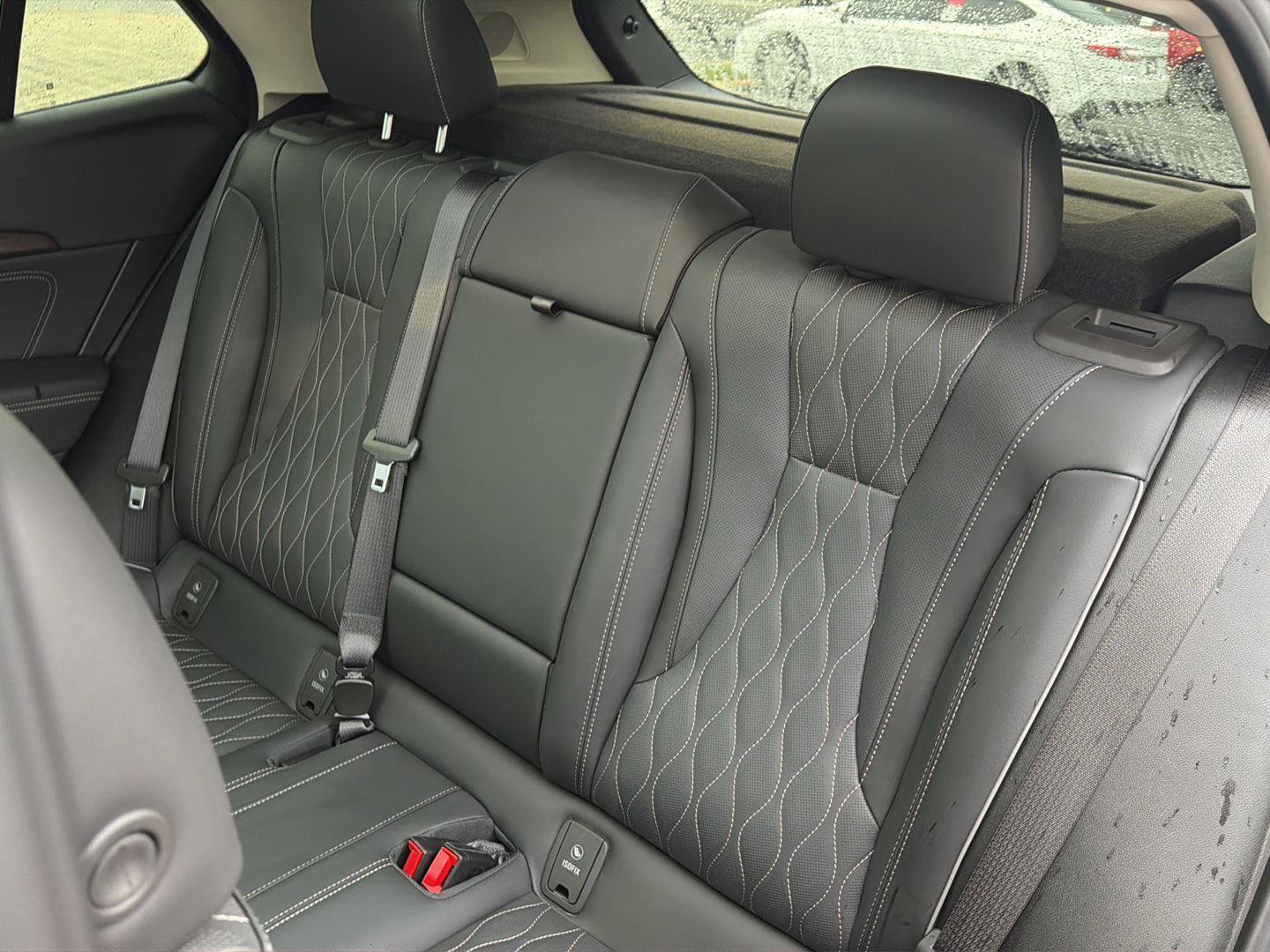 Used 2023 Buick Envision Avenir FWD image 32