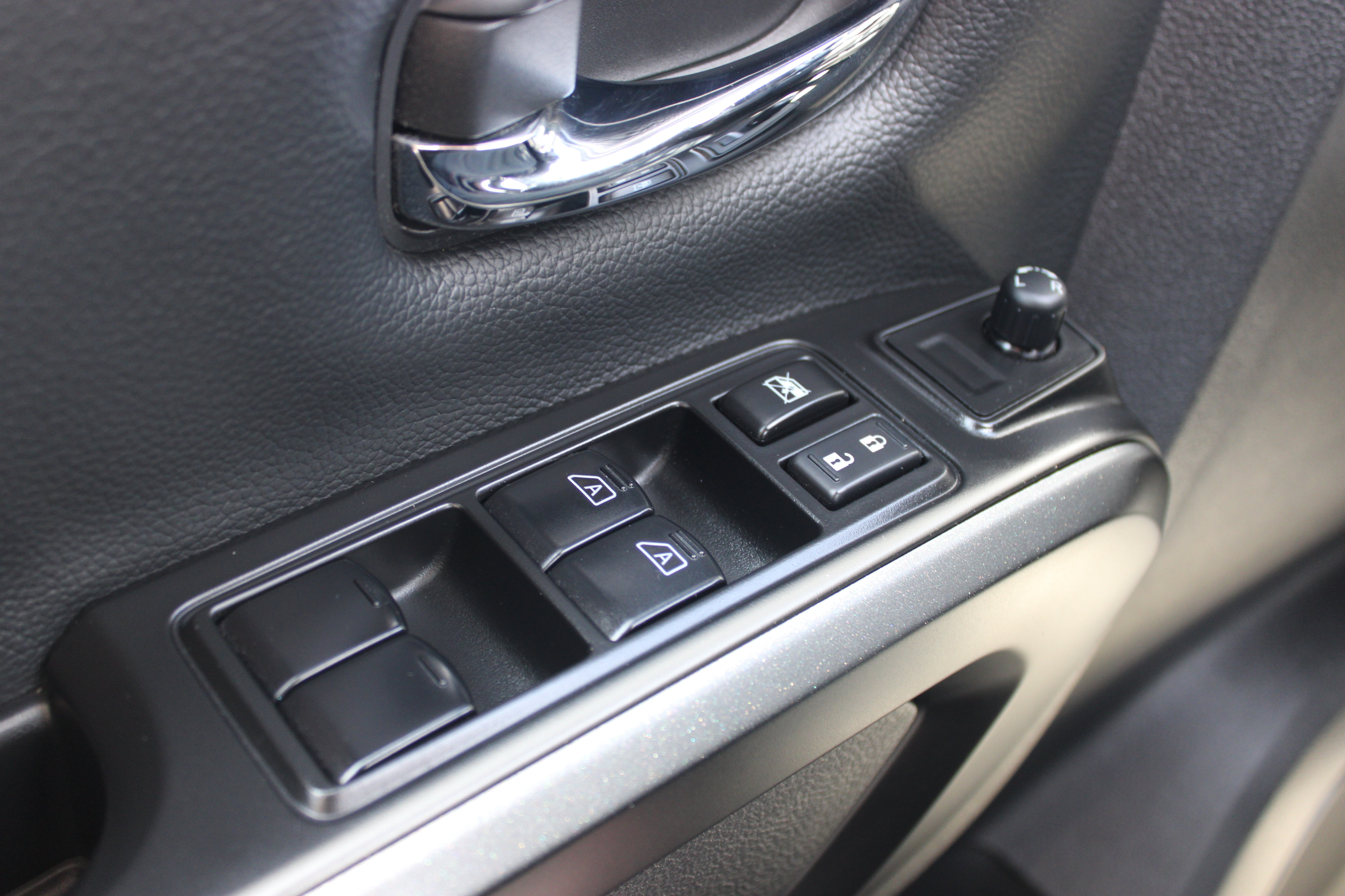 Certified 2024 Nissan Titan PRO-4X w/ Pro-4x Convenience Package AWD/4WD image 35