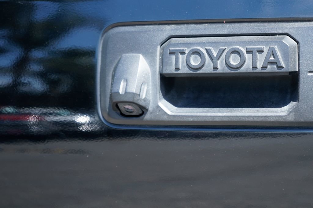 Used 2017 Toyota Tundra SR5 w/ TRD Off Road Package image 45
