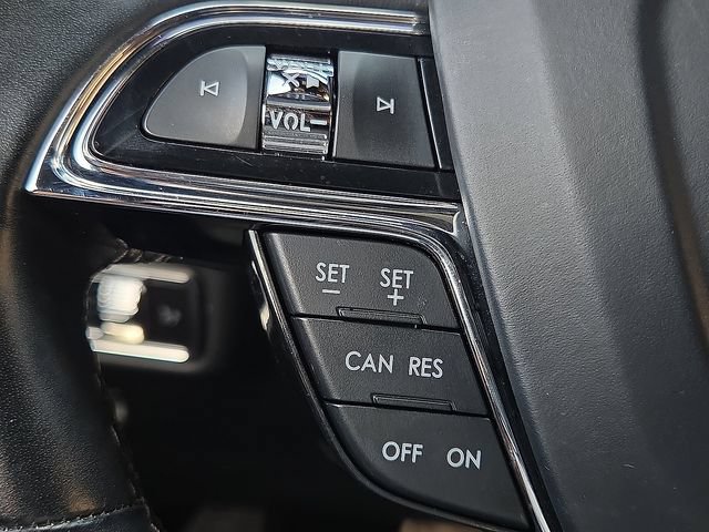 Used 2023 Lincoln Nautilus Reserve w/ Luxury Package AWD/4WD image 22