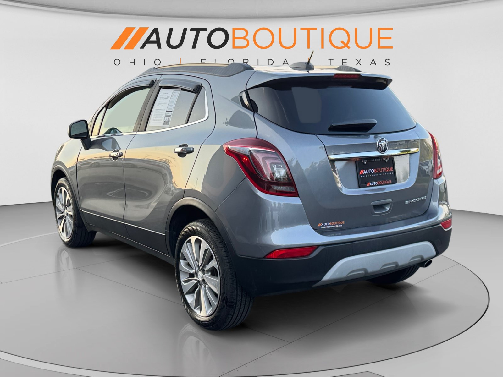 Used 2020 Buick Encore Preferred w/ Safety Package FWD image 3