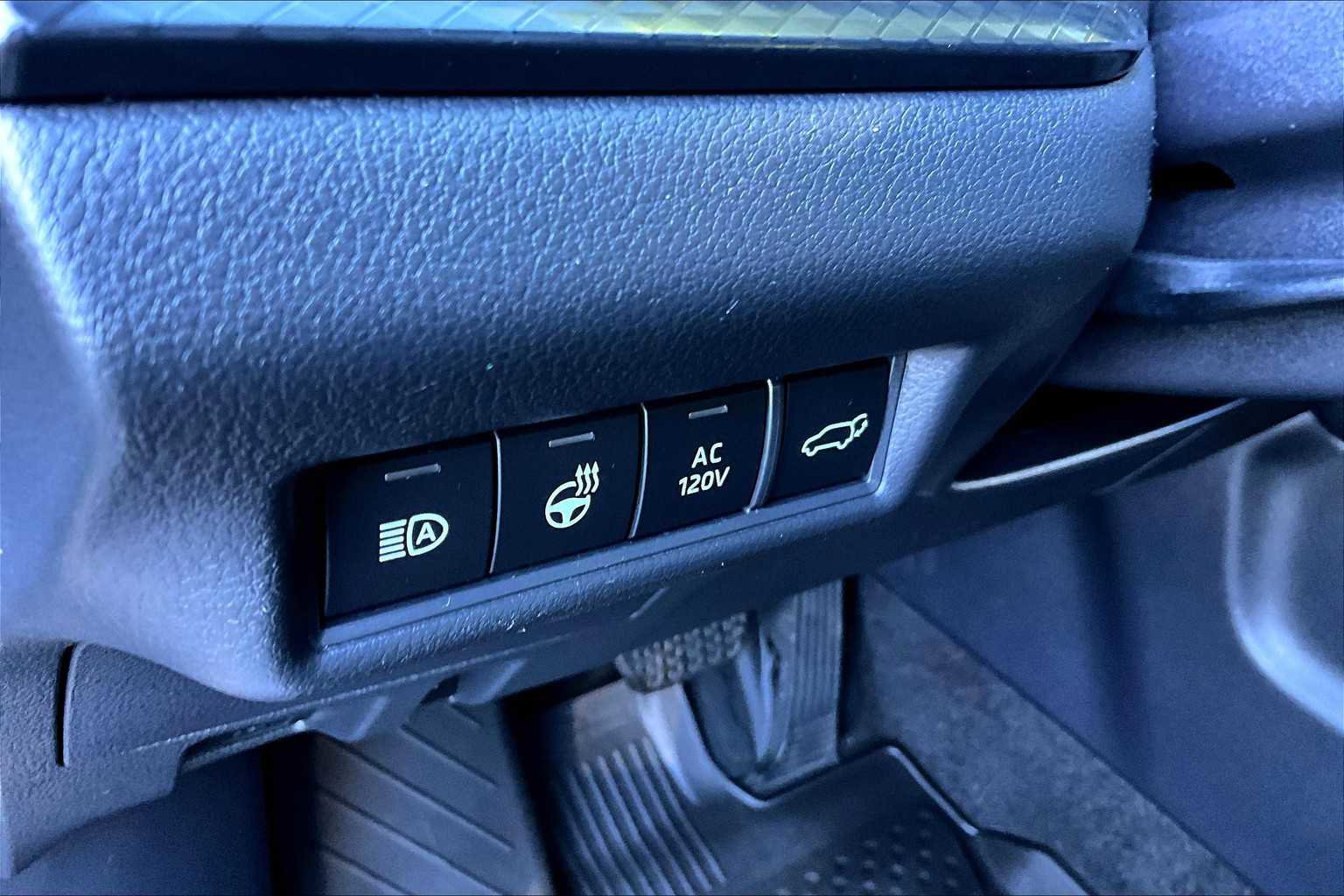 Used 2024 Toyota Grand Highlander AWD Hybrid image 32