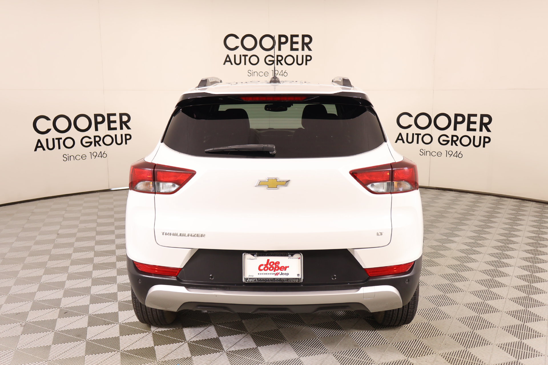 Used 2022 Chevrolet TrailBlazer LT w/ Premium Seating Package FWD image 21