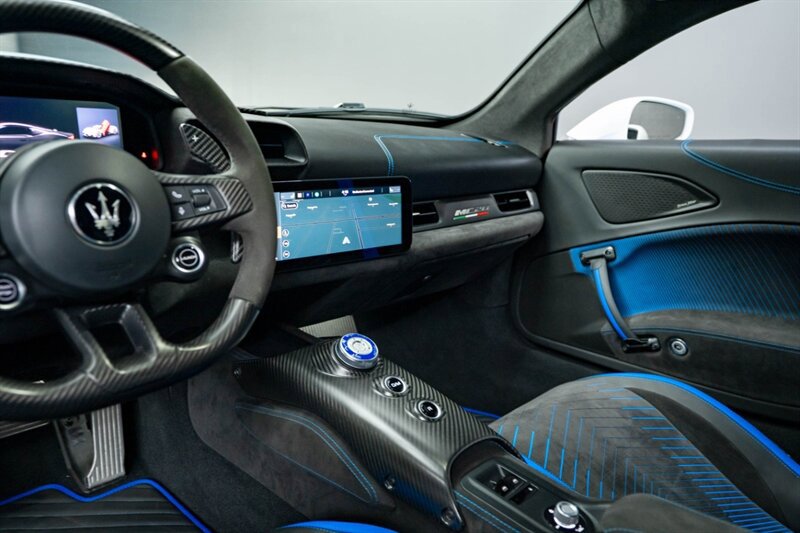 Used 2022 Maserati MC20 Coupe RWD image 39