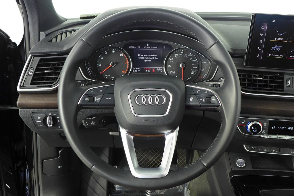 Used 2023 Audi Q5 2.0T Premium w/ Convenience Package image 27