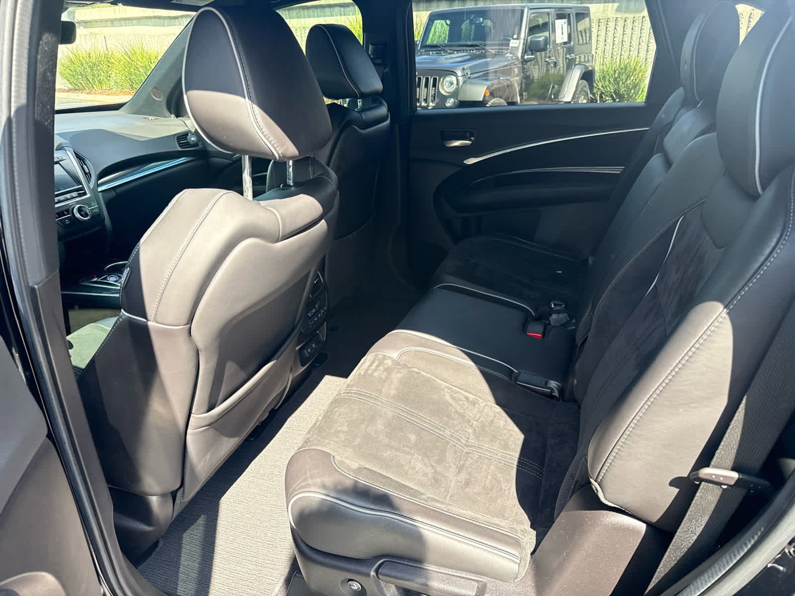 Used 2019 Acura MDX A-Spec image 33