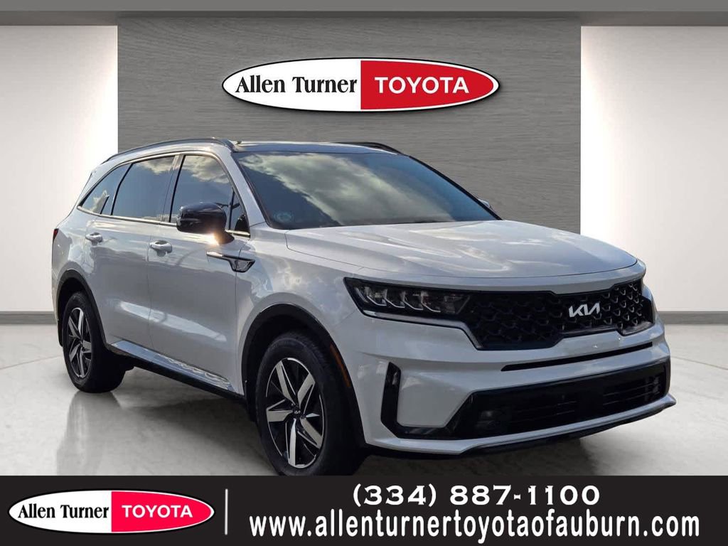 Used 2022 Kia Sorento EX w/ Panoramic Sunroof Package