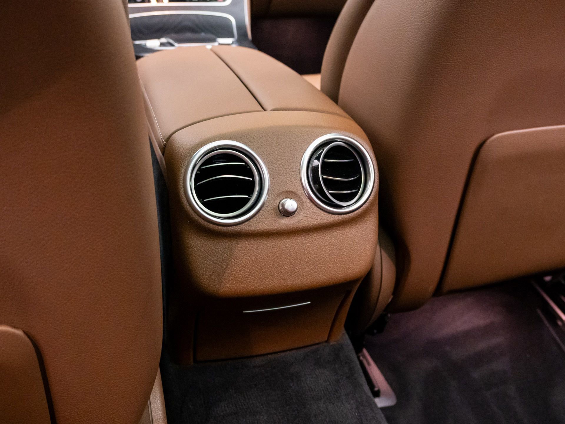 Used 2021 Mercedes-Benz E 350 4MATIC Sedan image 19