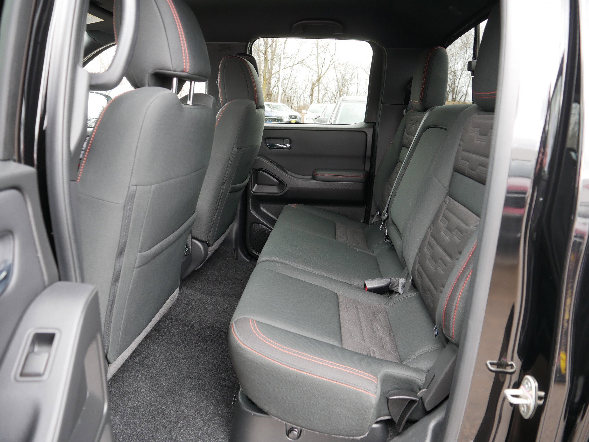 Certified 2022 Nissan Frontier PRO-4X image 34