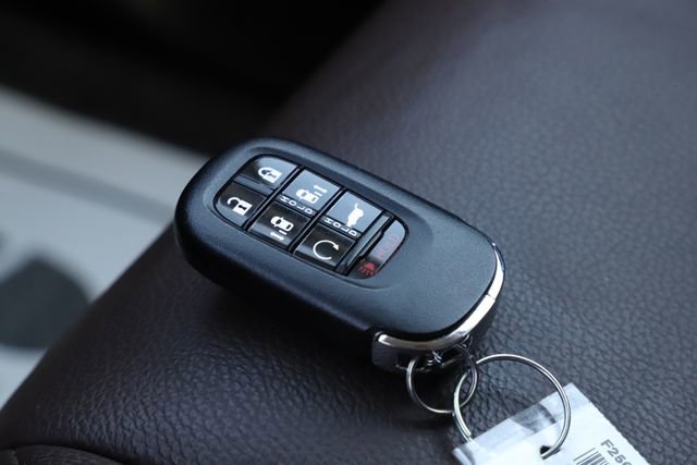 Used 2025 Honda Odyssey Touring image 37