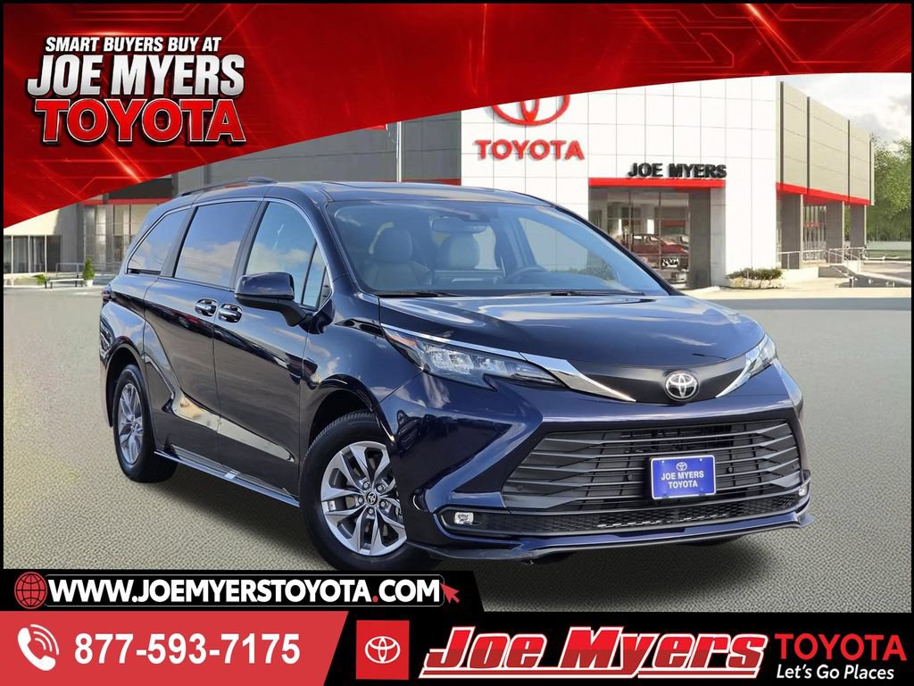 Used 2026 Toyota Sienna XLE
