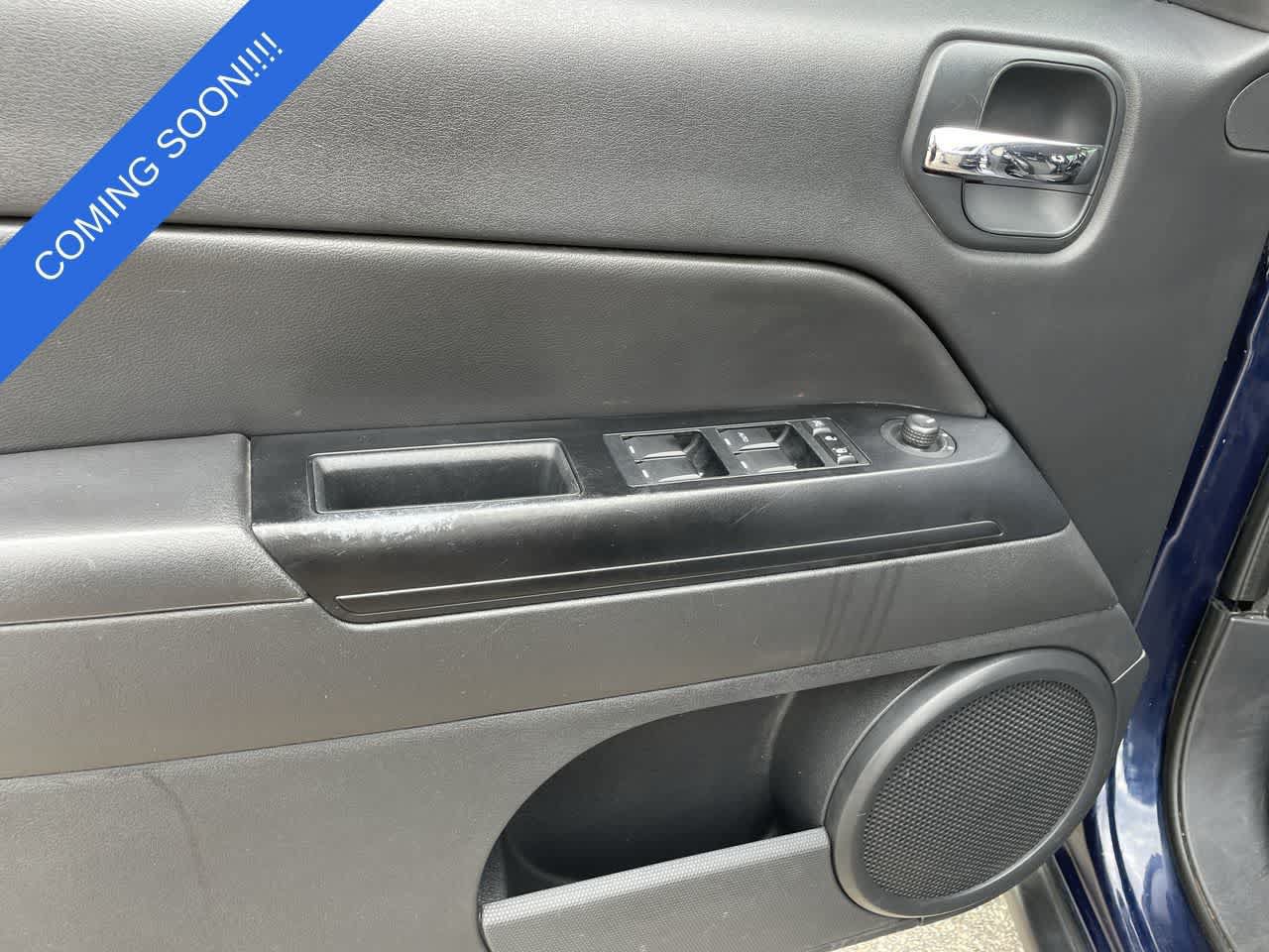 Used 2014 Jeep Patriot Latitude w/ Freedom Edition Package FWD image 30