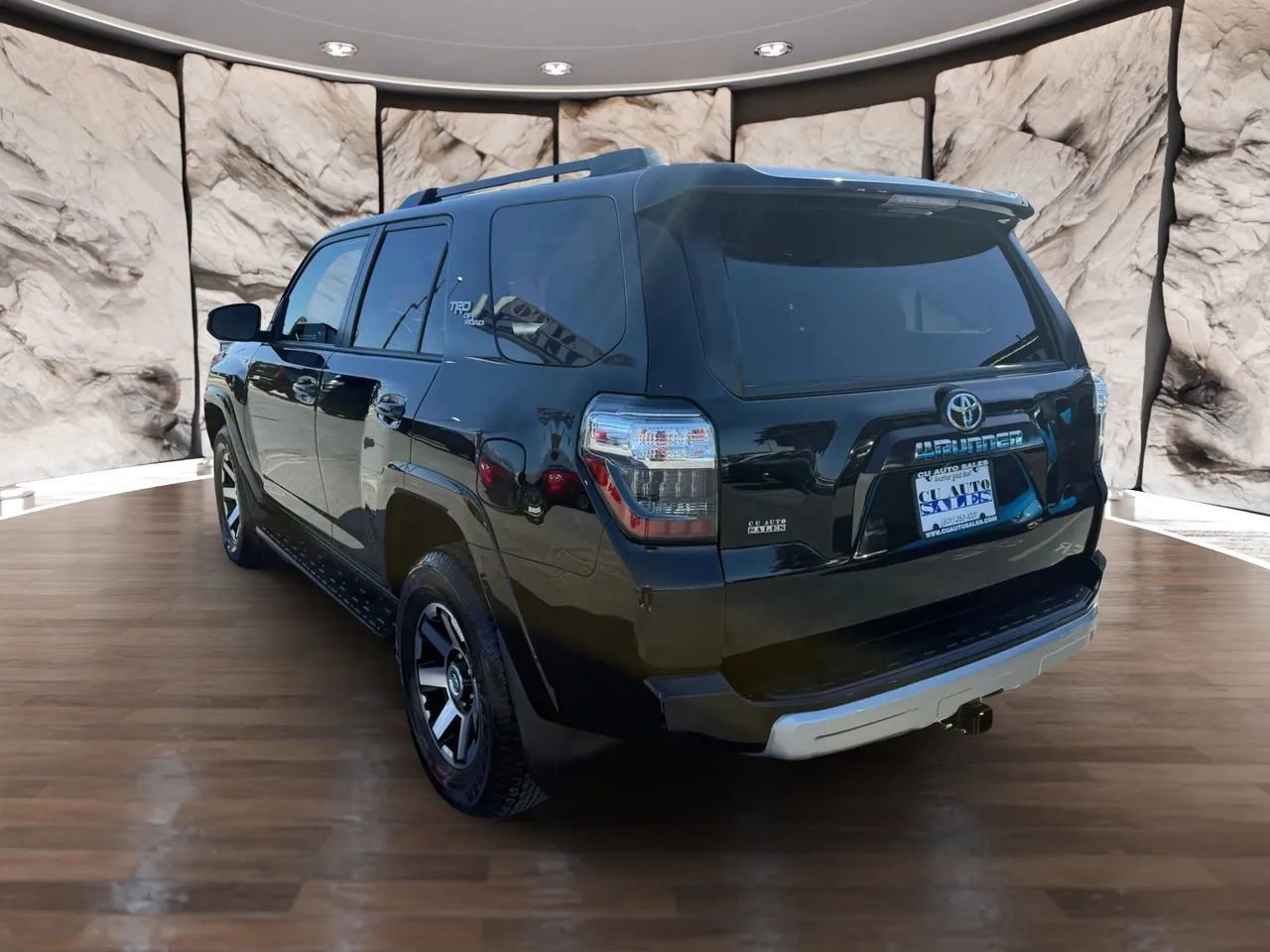 Used 2024 Toyota 4Runner TRD Off-Road image 3