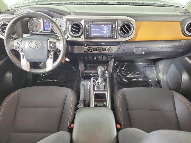 Used 2019 Toyota Tacoma SR5 RWD image 16
