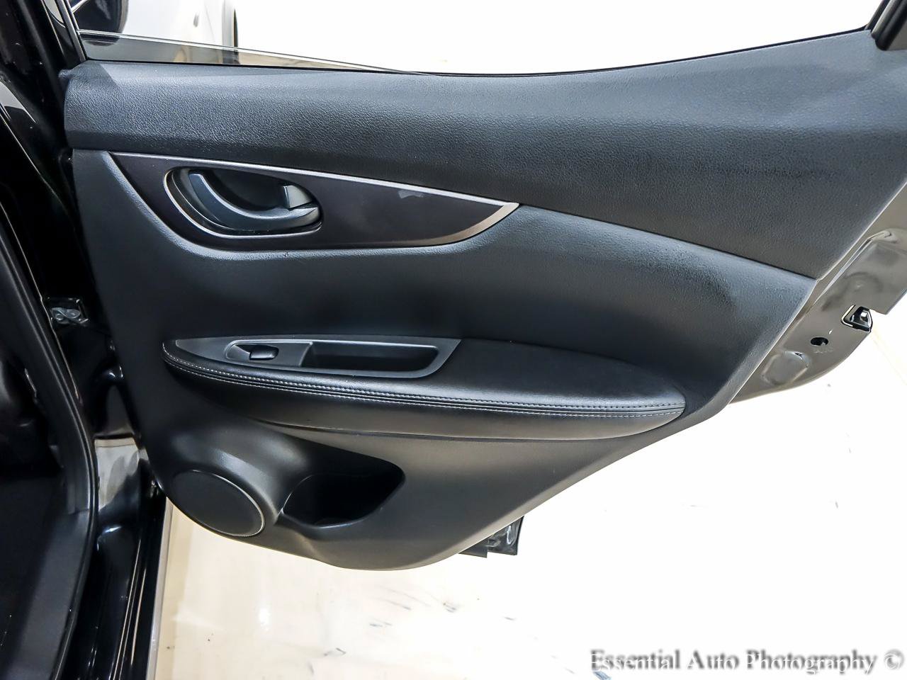Used 2022 Nissan Rogue Sport S FWD image 26