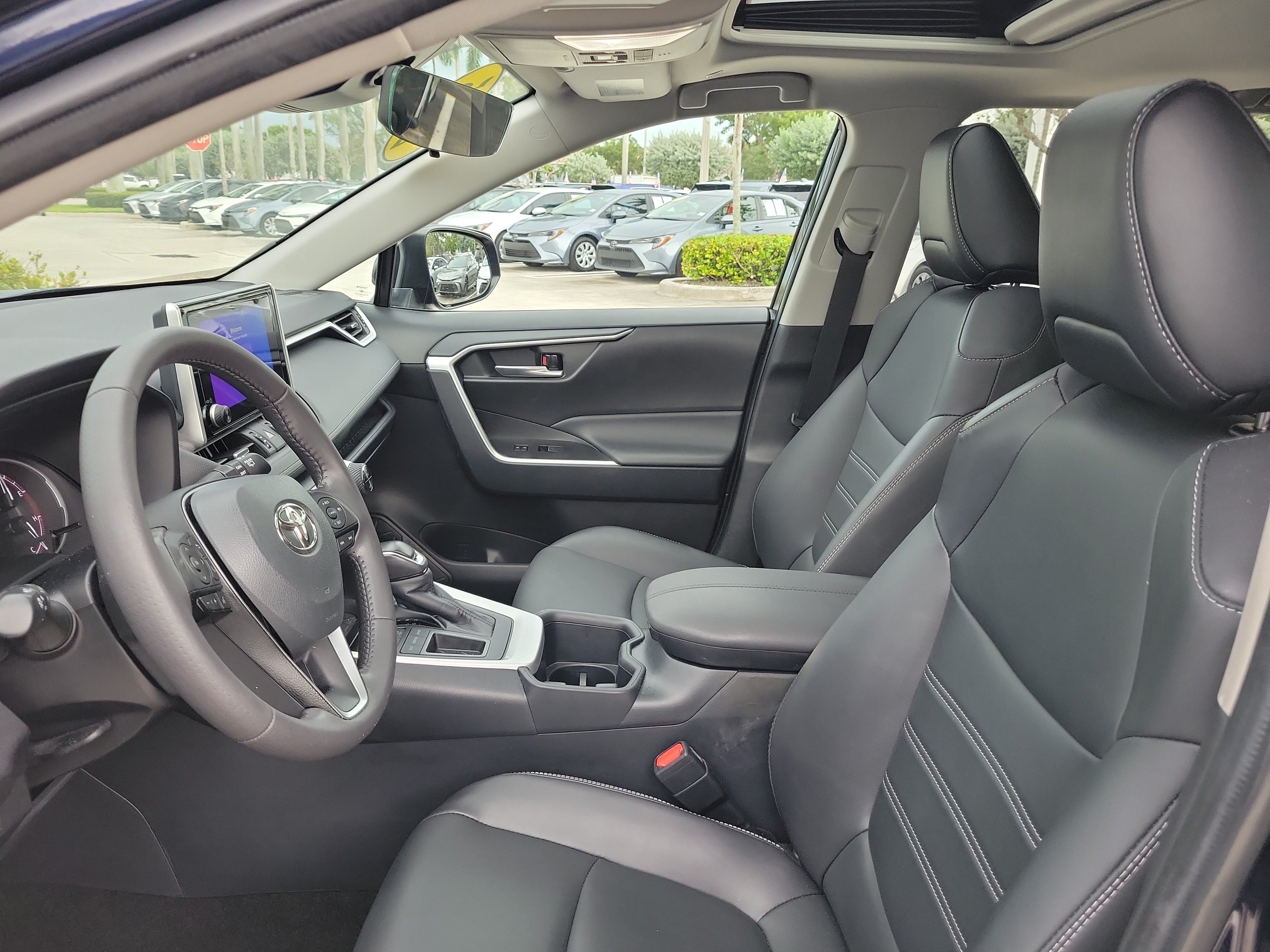 Used 2025 Toyota RAV4 XLE Premium FWD image 23