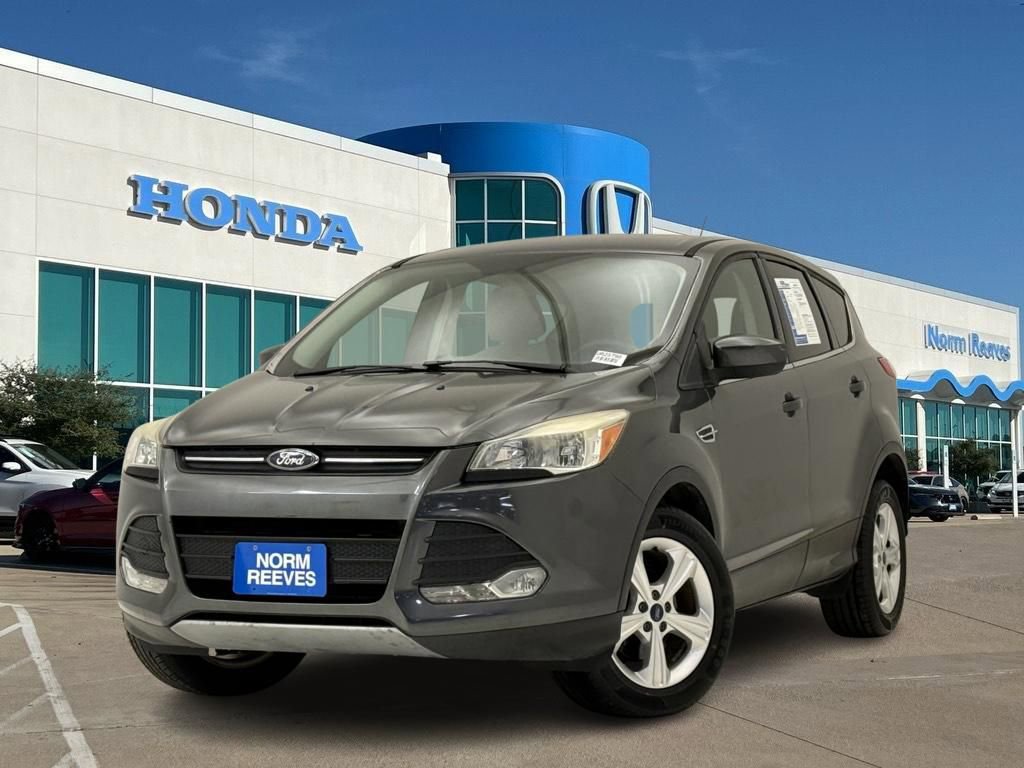 Used 2016 Ford Escape SE FWD image 1
