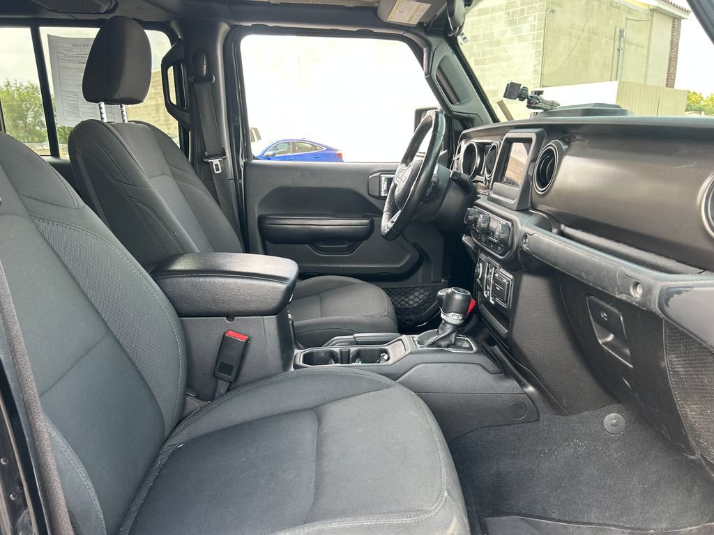 Used 2020 Jeep Gladiator Sport w/ Quick Order Package 24S AWD/4WD image 28
