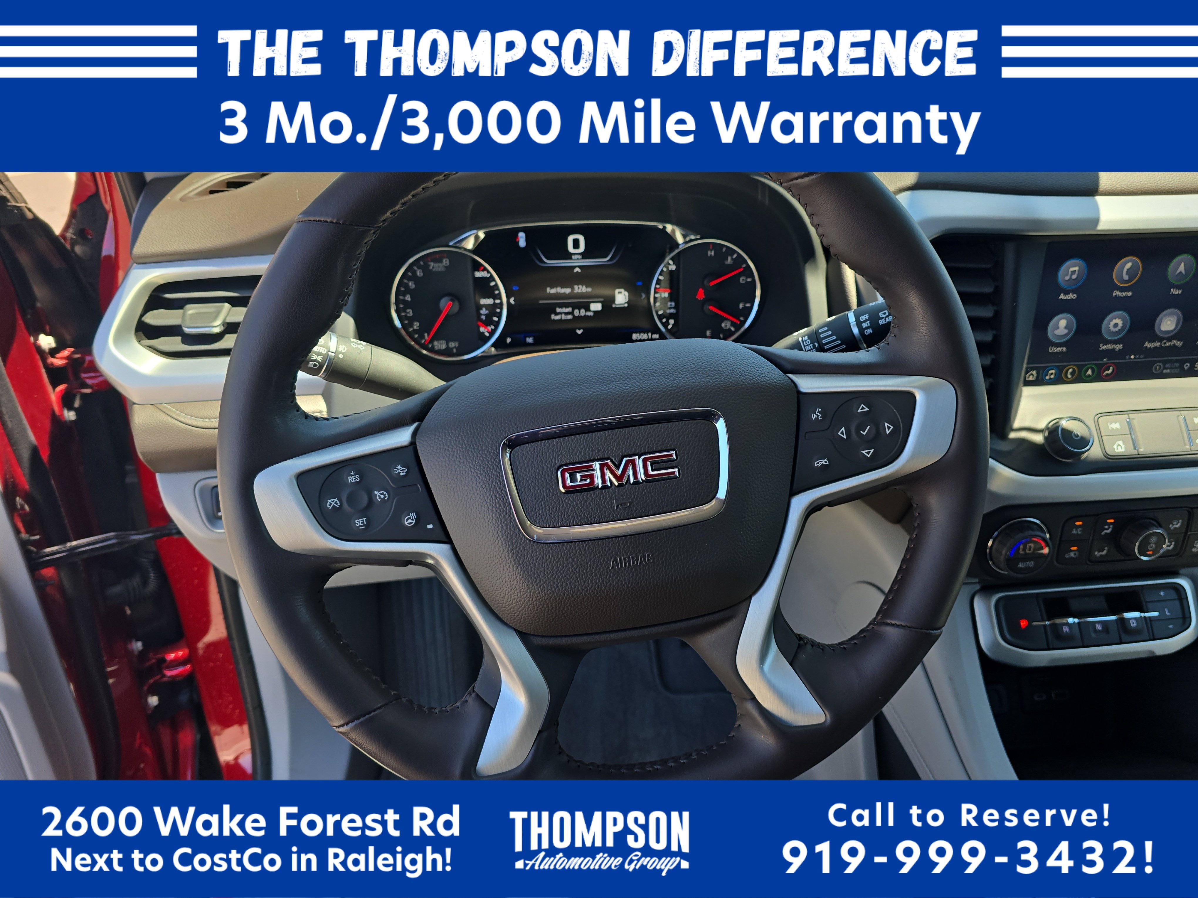Used 2022 GMC Acadia SLT w/ Technology Package AWD/4WD image 18