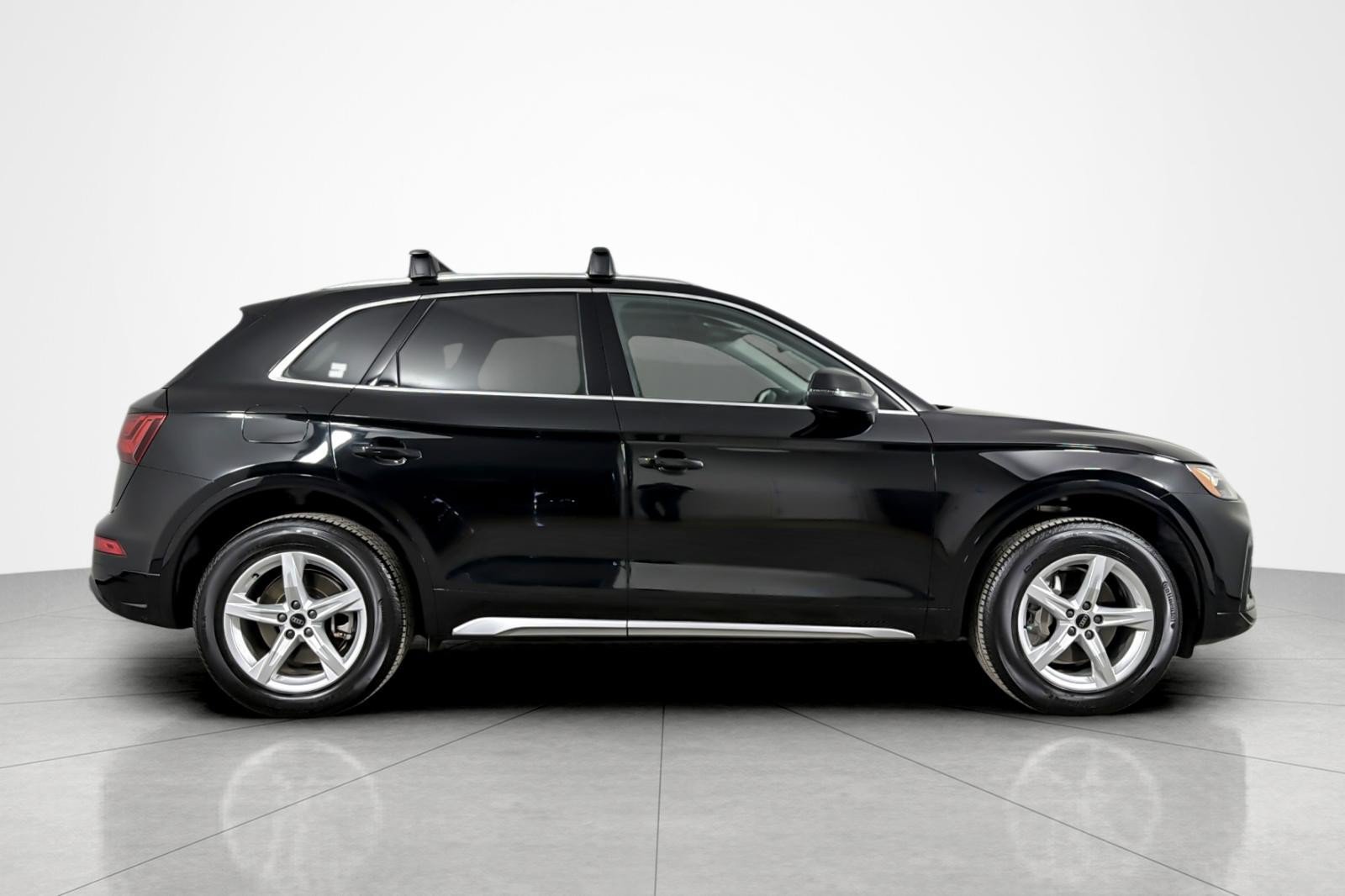 Used 2023 Audi Q5 2.0T Premium w/ Convenience Package AWD/4WD image 6