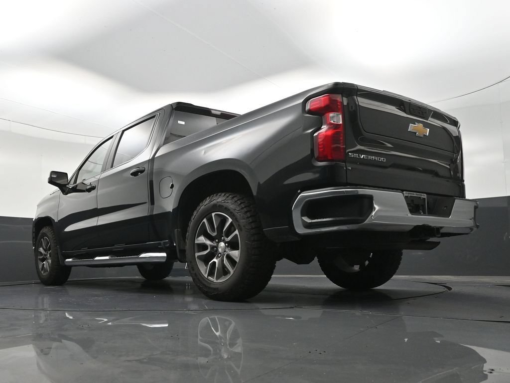 Used 2022 Chevrolet Silverado 1500 LT w/ Convenience Package II RWD image 26
