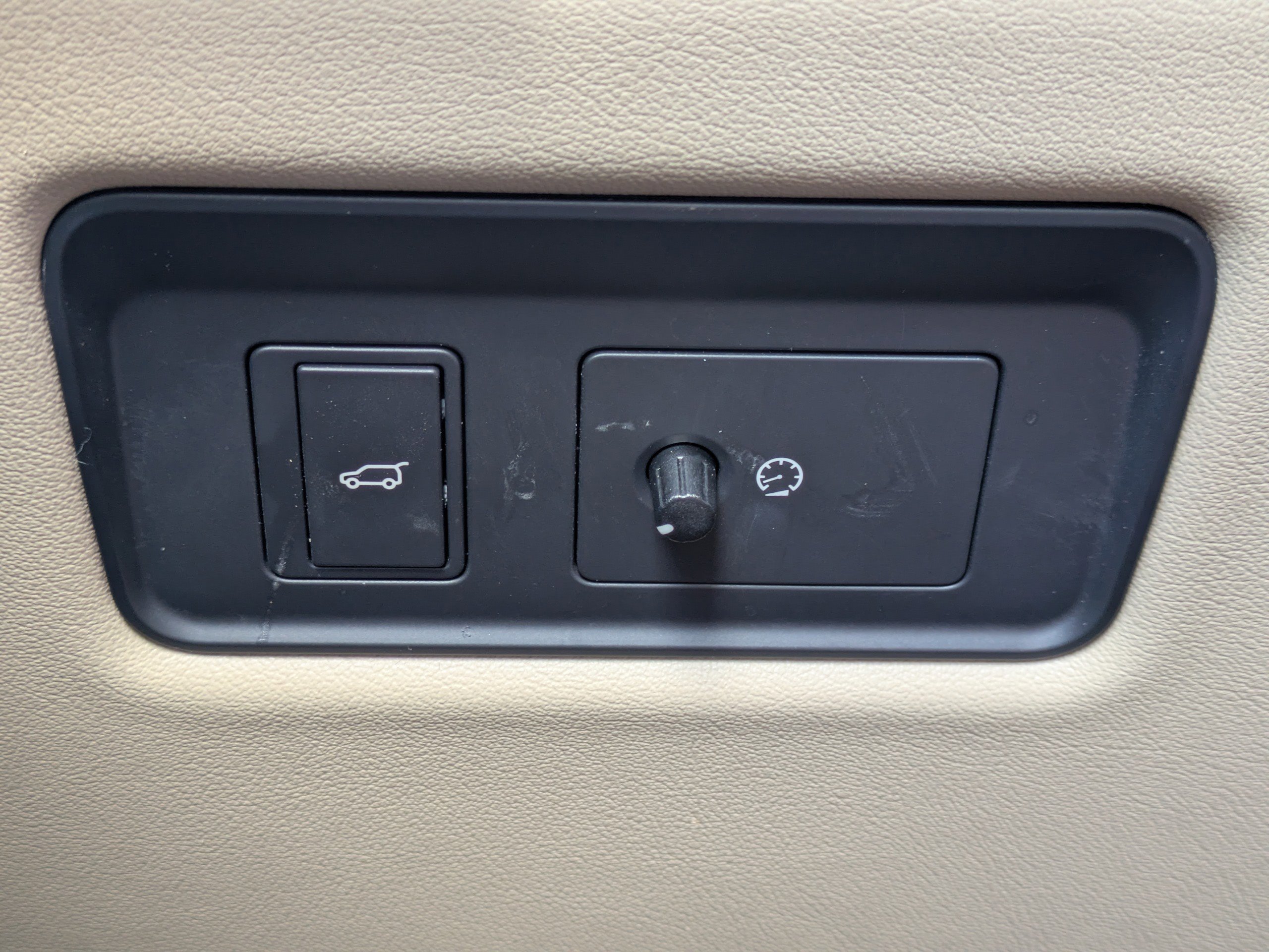 Used 2018 Land Rover Range Rover HSE image 29