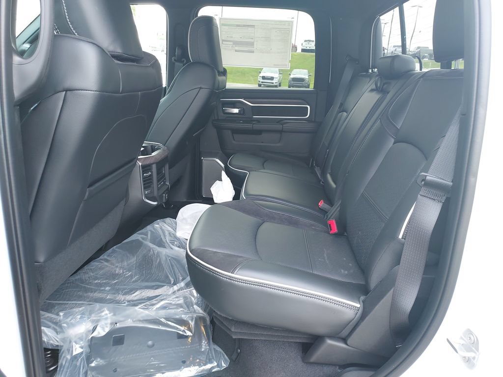 New 2027 RAM 2500 Laramie w/ Night Edition AWD/4WD image 14