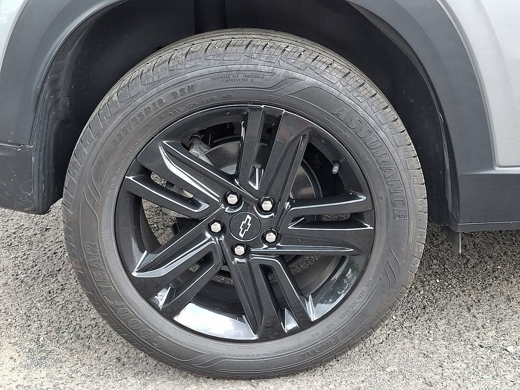 Used 2024 Chevrolet Trax ACTIV FWD image 34