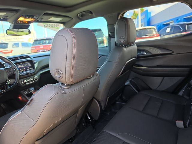 Used 2023 Chevrolet TrailBlazer RS w/ Sun and Liftgate Package FWD image 12