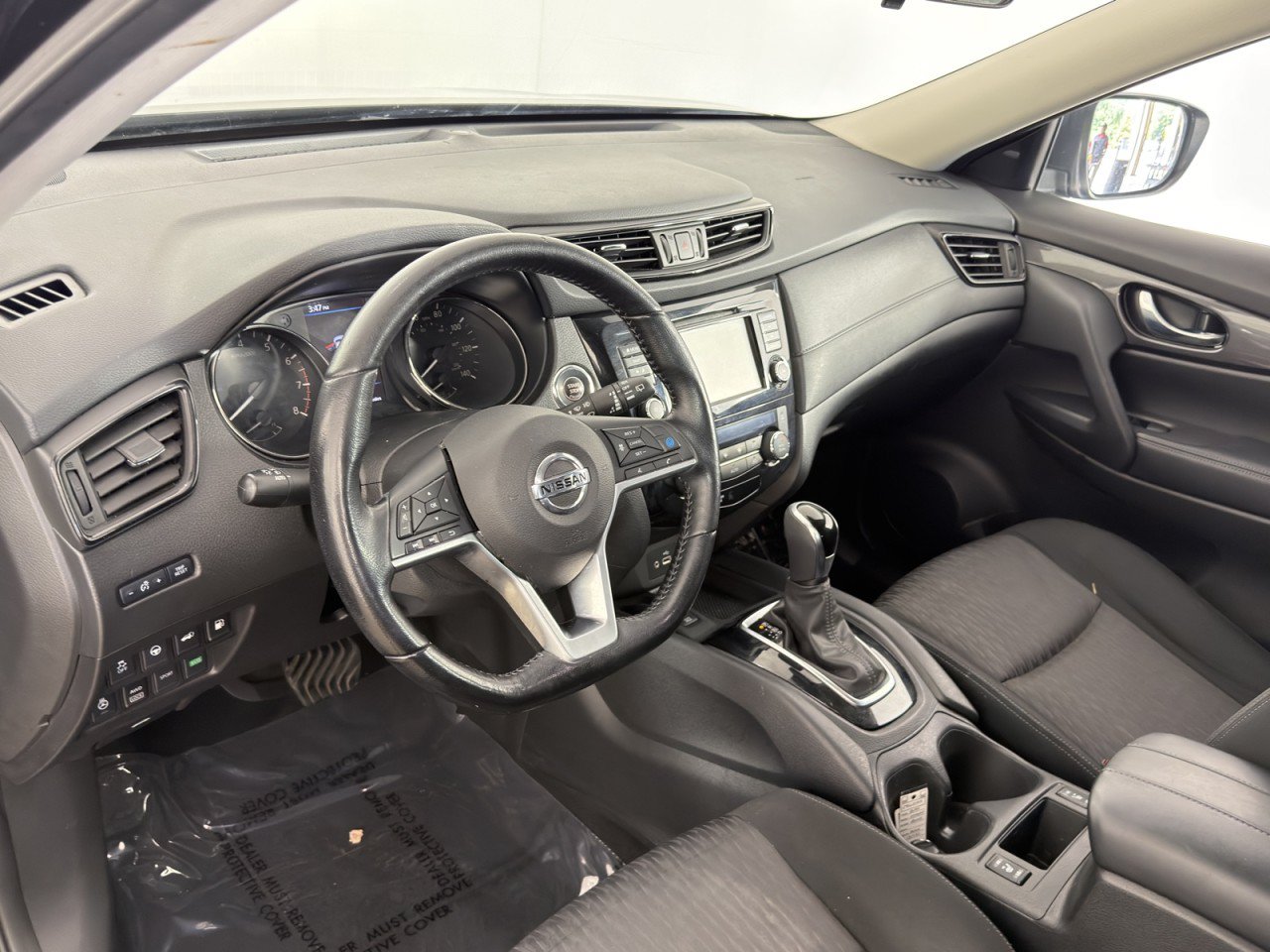 Used 2020 Nissan Rogue SV w/ Premium Package AWD/4WD image 14