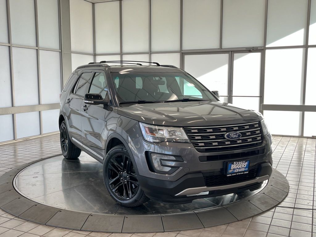 Used 2017 Ford Explorer XLT w/ Equipment Group 202A