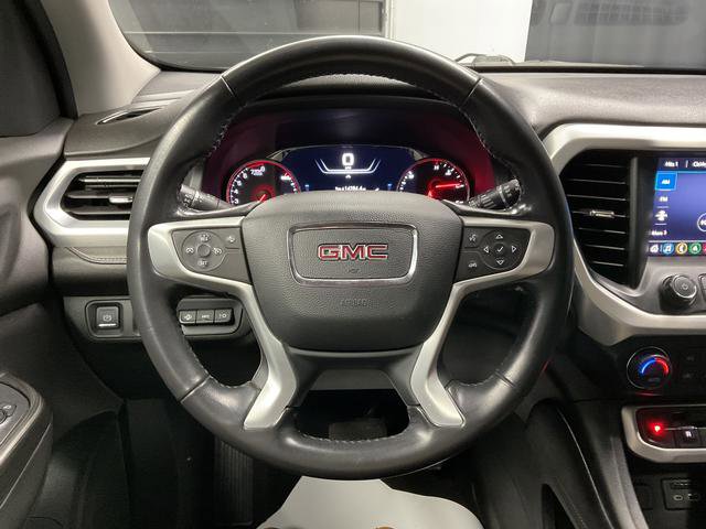 Used 2020 GMC Acadia SLT w/ Driver Alert Package II image 19