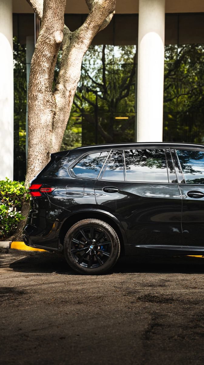 Used 2025 BMW X5 M60i w/ Climate Comfort Package AWD/4WD image 66
