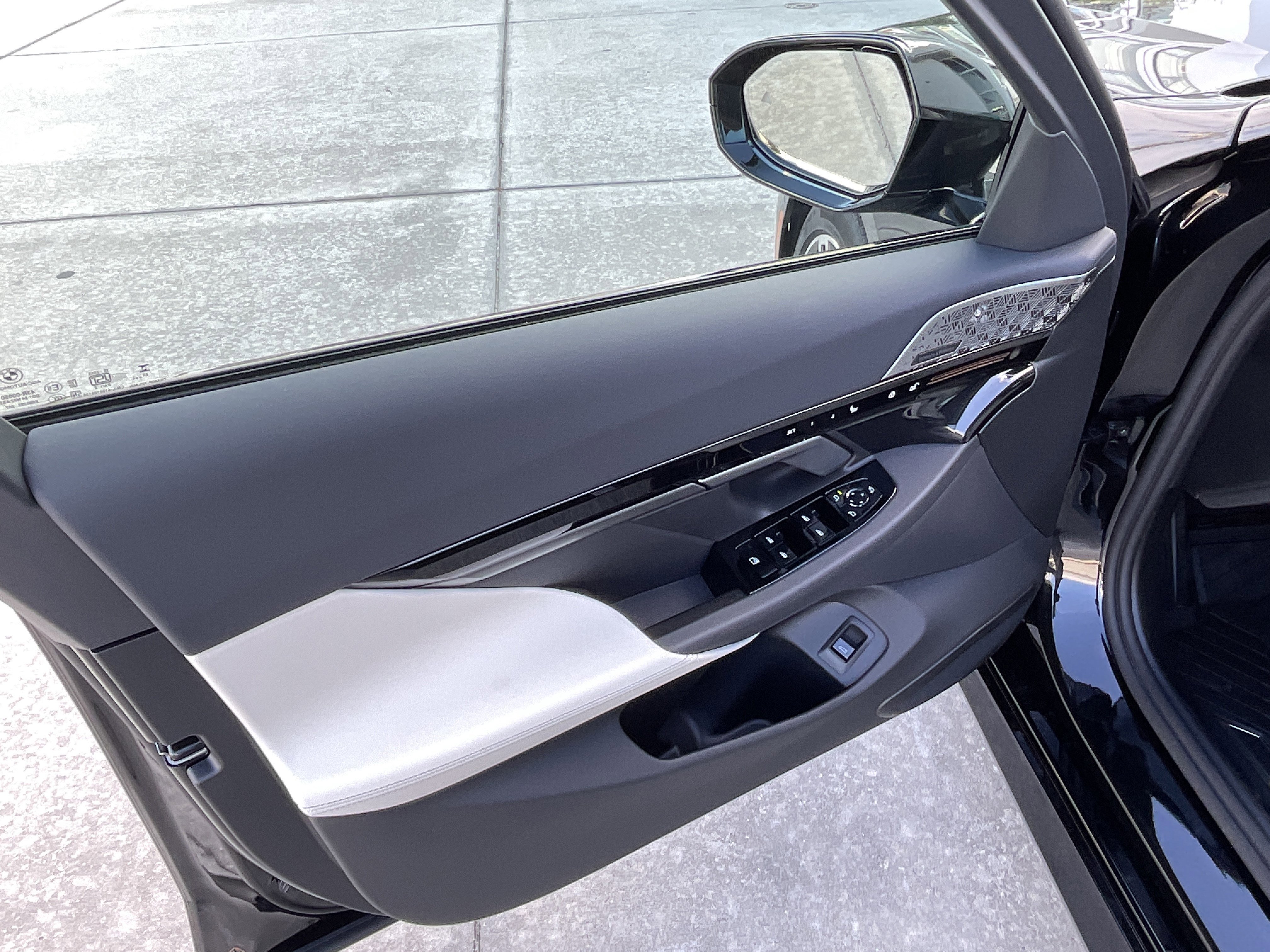 New 2026 BMW 530i w/ M Sport Package image 8