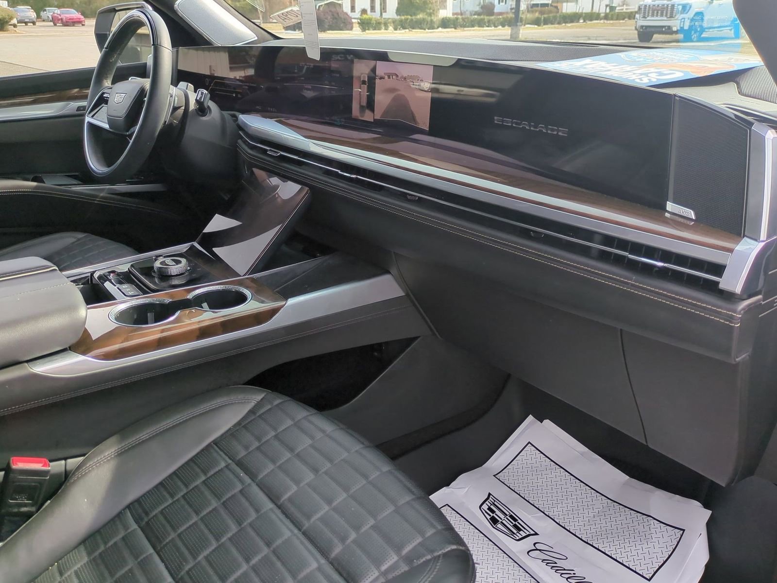 Certified 2025 Cadillac Escalade ESV Sport Platinum image 32