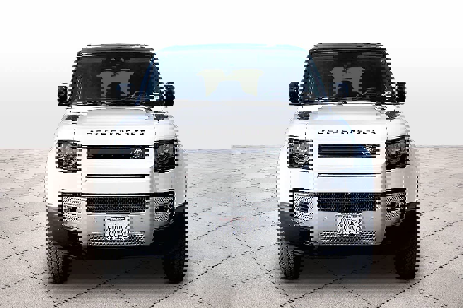 Used 2025 Land Rover Defender 110 S image 3