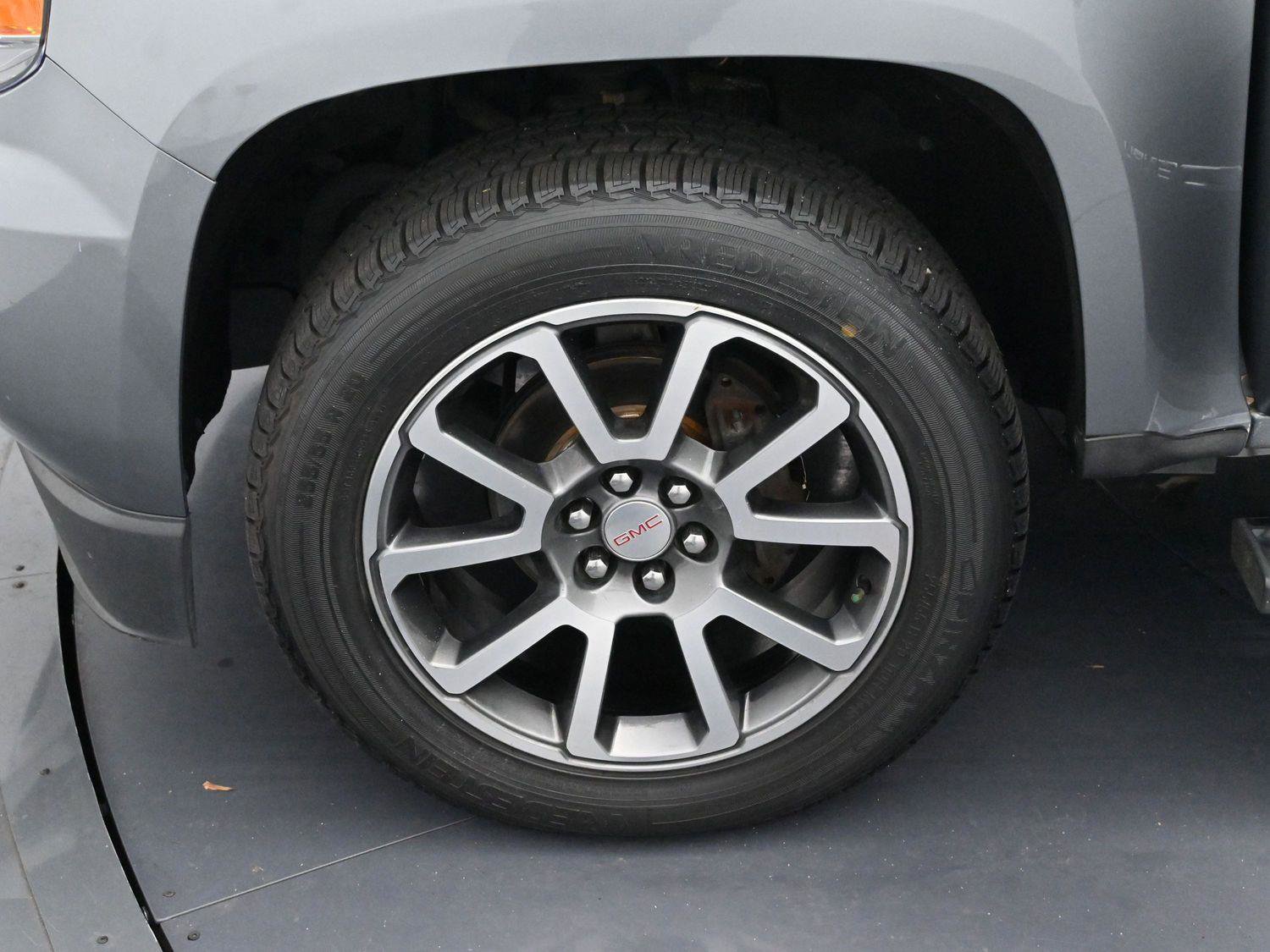 Used 2020 GMC Canyon Denali image 31