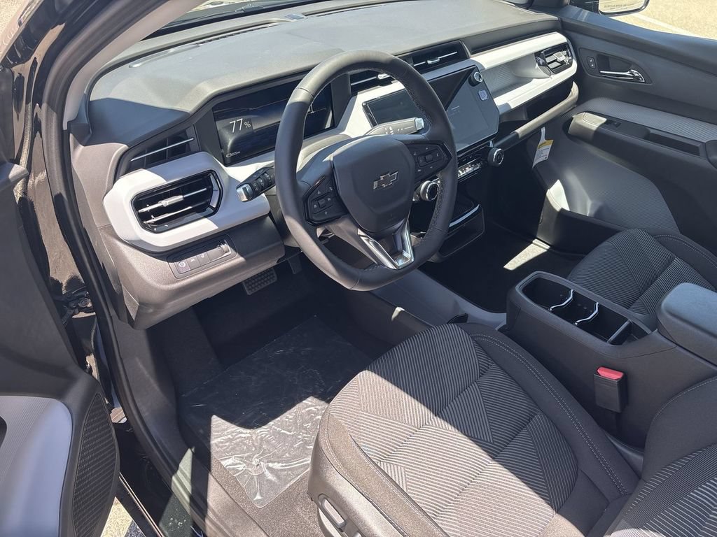 New 2027 Chevrolet Bolt LT w/ Comfort Package FWD image 11