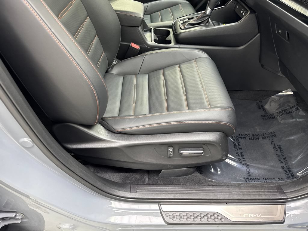 Used 2025 Honda CR-V Sport Touring image 44