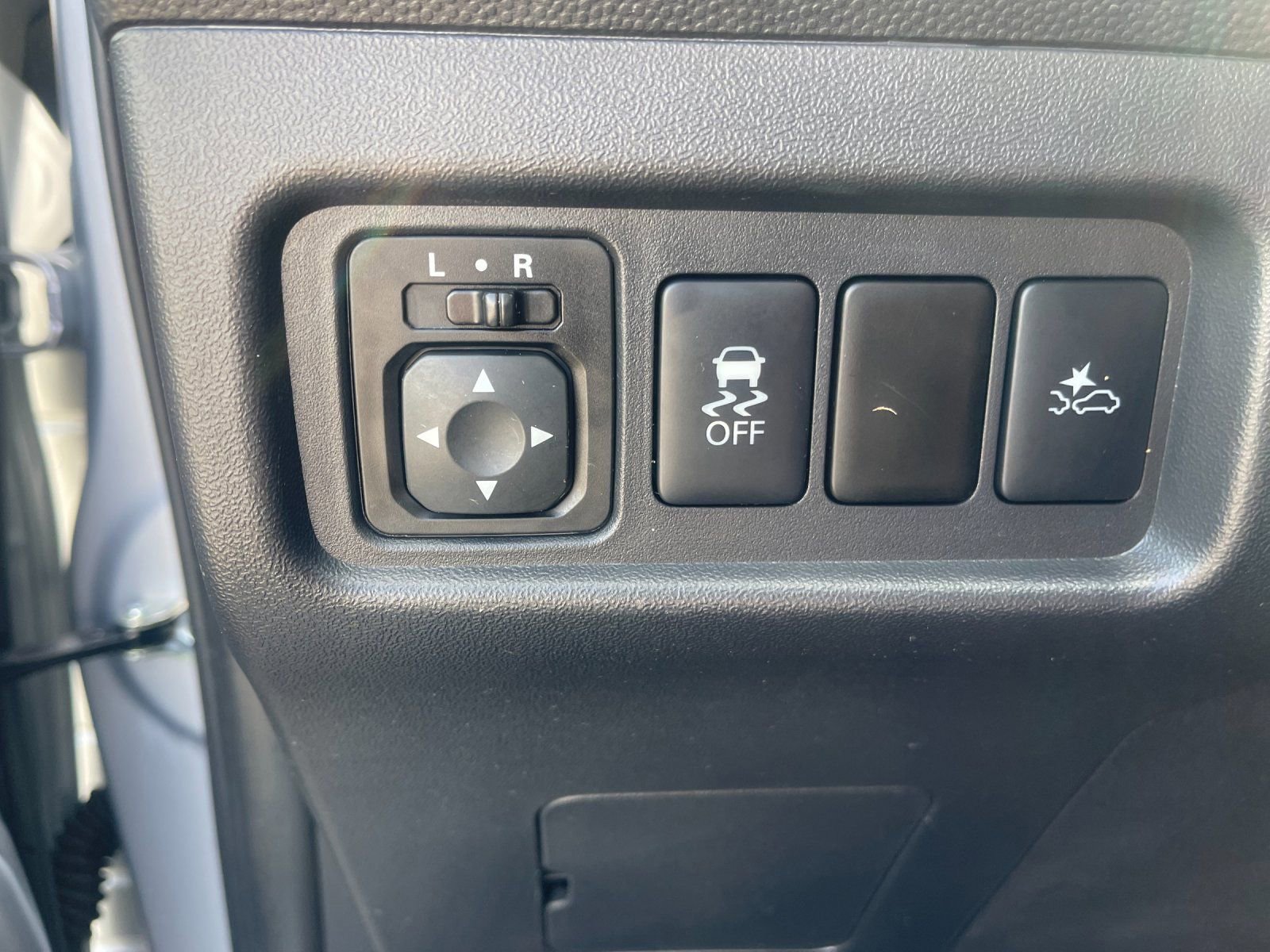 Used 2024 Mitsubishi Mirage ES FWD image 32