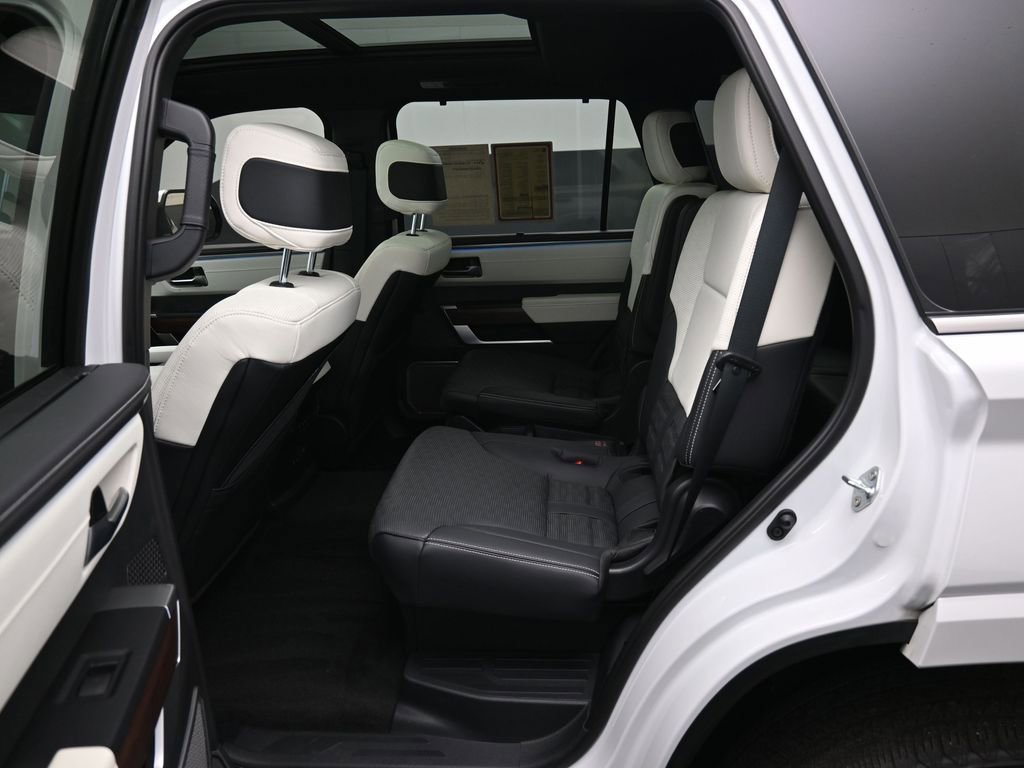Certified 2024 Toyota Sequoia Capstone AWD/4WD image 29
