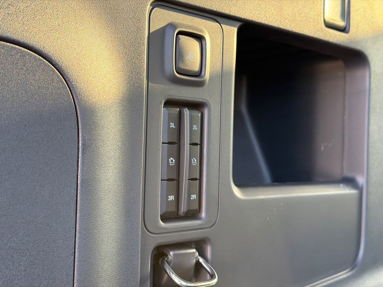 New 2025 Ford Expedition Max Active AWD/4WD image 9