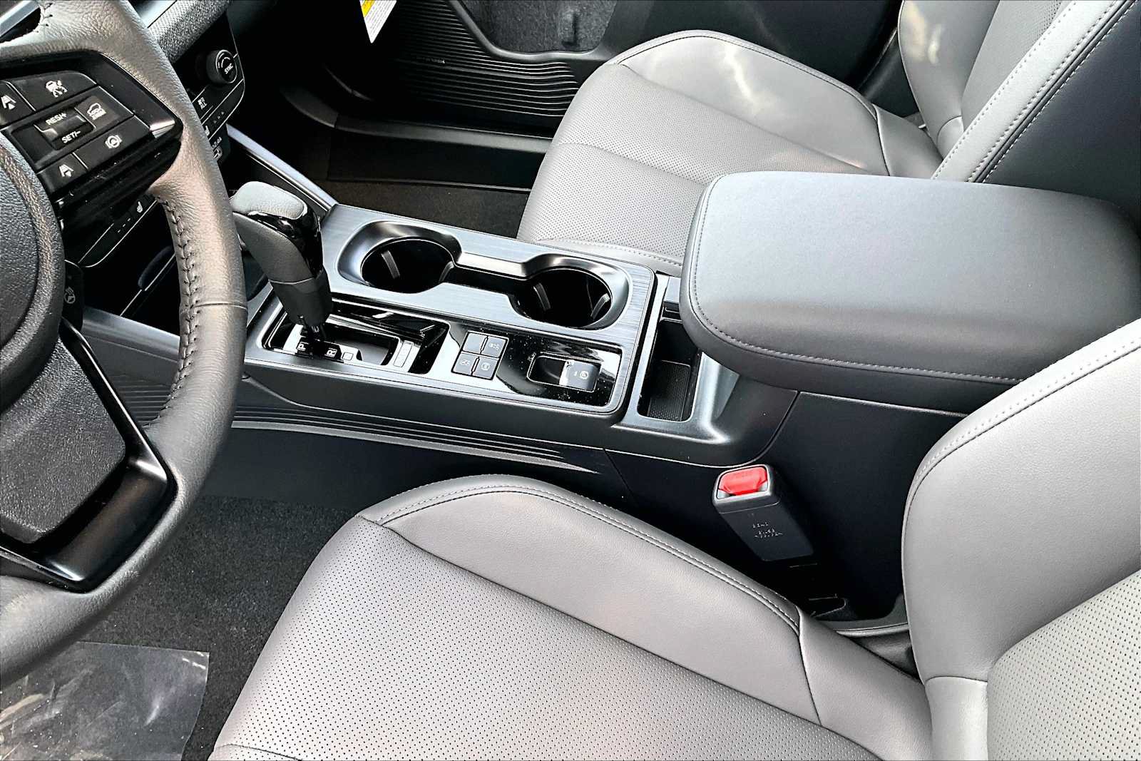 New 2026 Subaru Outback Limited AWD/4WD image 7