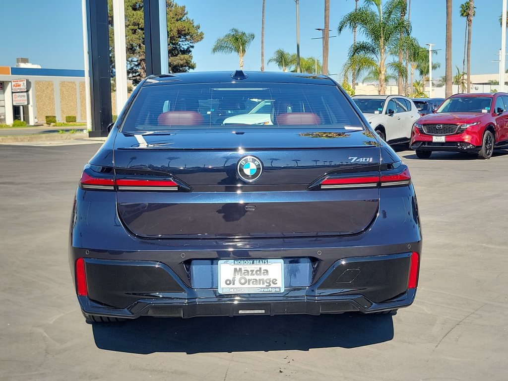 Used 2026 BMW 740i RWD image 23