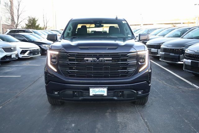 Used 2023 GMC Sierra 1500 Elevation image 2