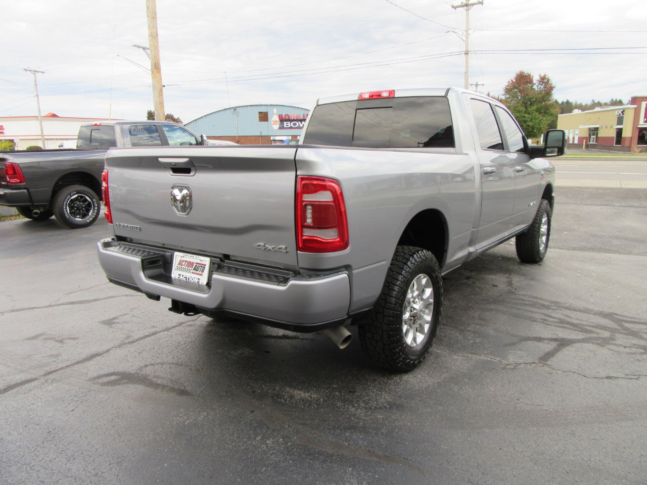Used 2024 RAM 2500 Laramie image 12