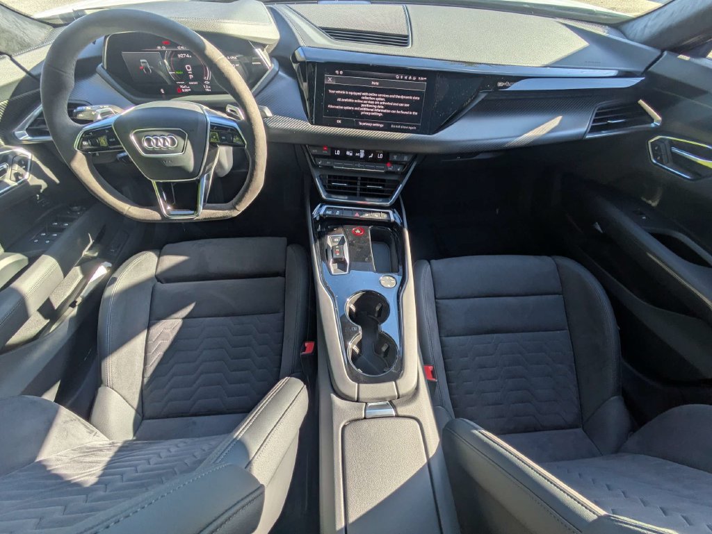 Used 2024 Audi e-tron GT Prestige AWD/4WD image 19