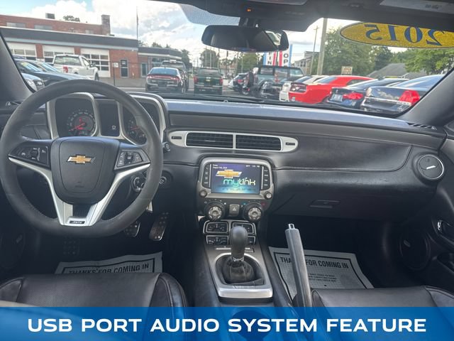 Used 2015 Chevrolet Camaro SS w/ SS Performance Package RWD image 12